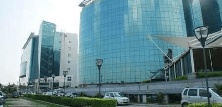 The Corenthum Tower , Sector 62 , Noida